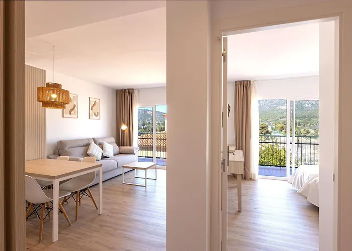Martinez Apartments