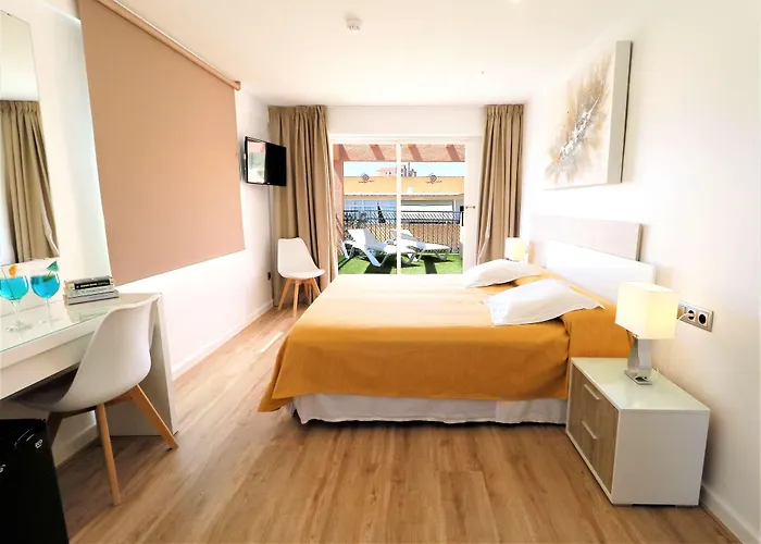 Hotel Gabarda Palmanova