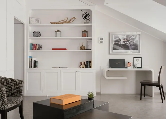 Montenapoleone Suites
