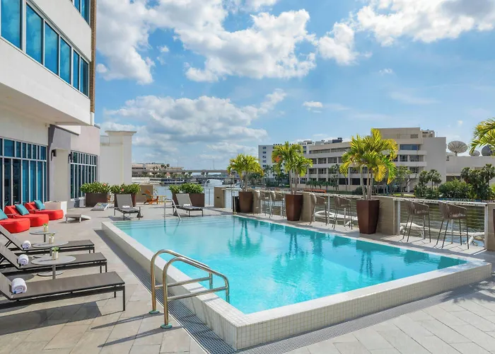 Hotel Aloft By Marriott Tampa Downtown