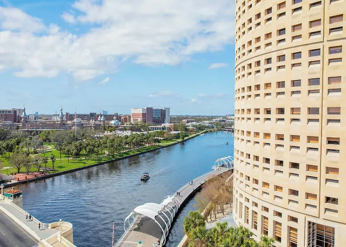Hotel Aloft By Marriott Tampa Downtown