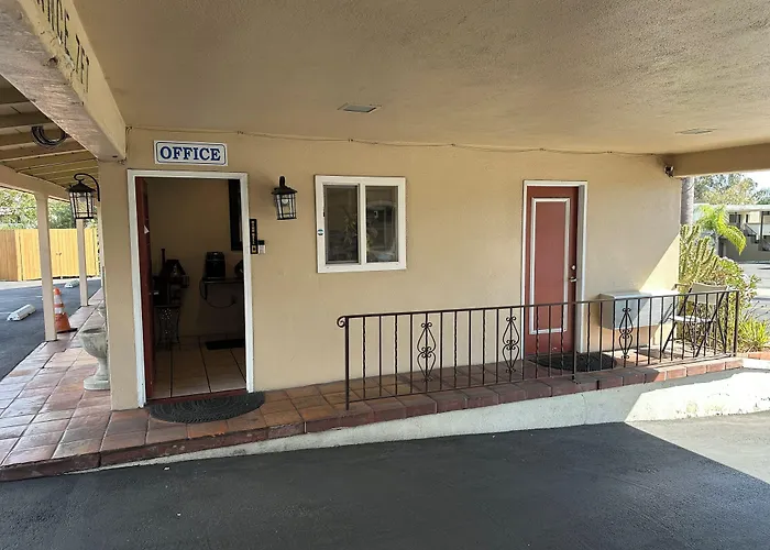 Town And Country Inn Santa Bárbara