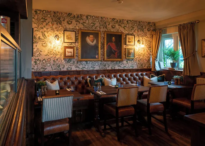 Crown Inn At Tolldown Chipping Sodbury