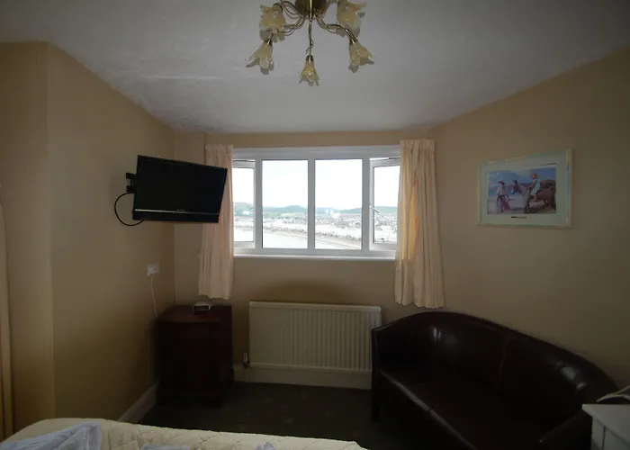 Headlands Hotel
