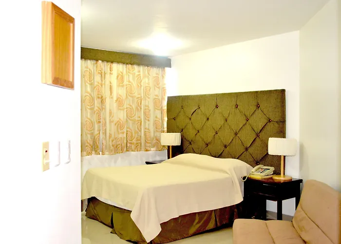 Aparta Hotel Plaza del Sol