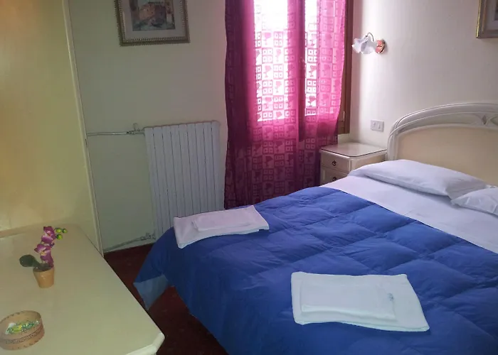 Hotel Casa Linger
