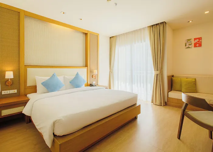 Ashlee Plaza Patong Hotel & Spa