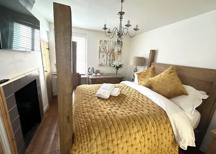 The Barrington Guesthouse Hotel