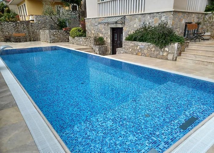 Hotel Abalone