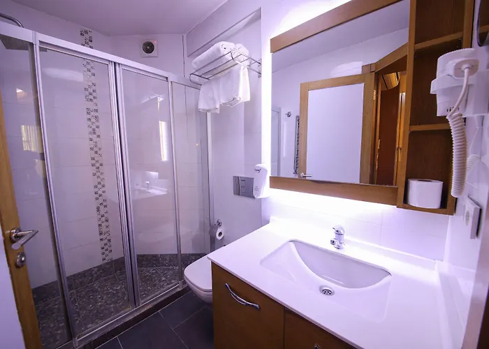 Cumbali Luxury Boutique Hotel