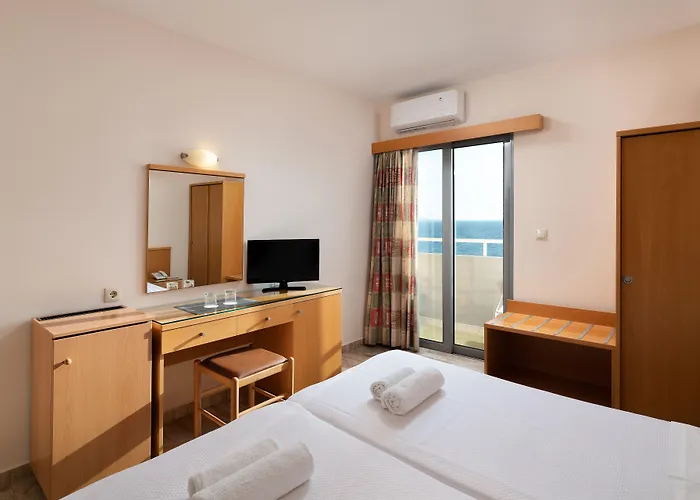 Nafsika Hotel