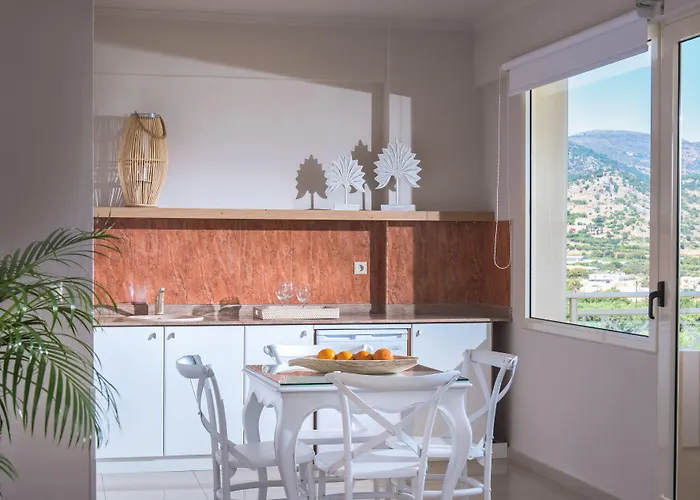 Notos Heights Hotel&Suites Malia