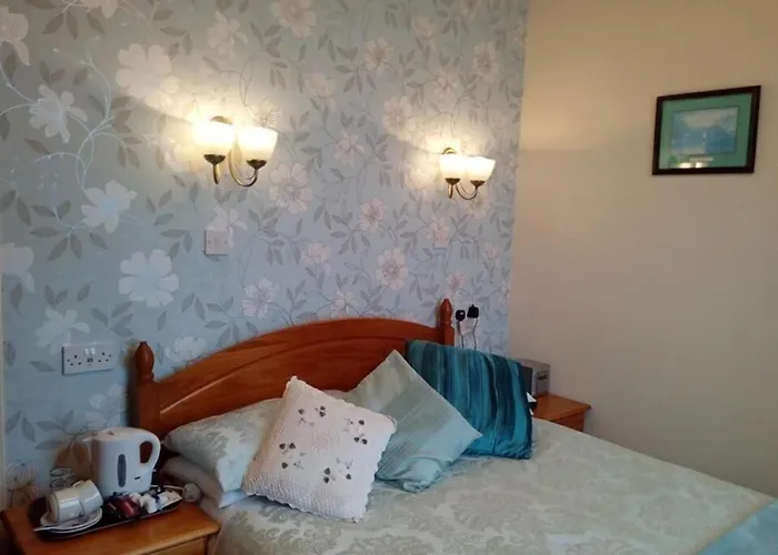 Palace Hotel - Small Hotel