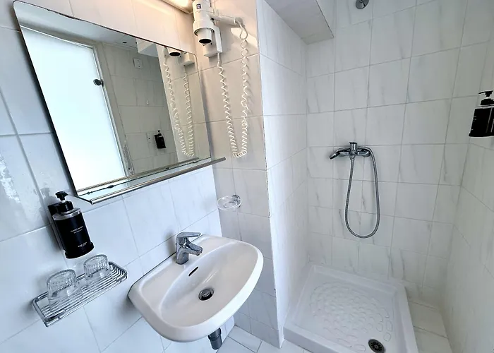Savoy City Hotel