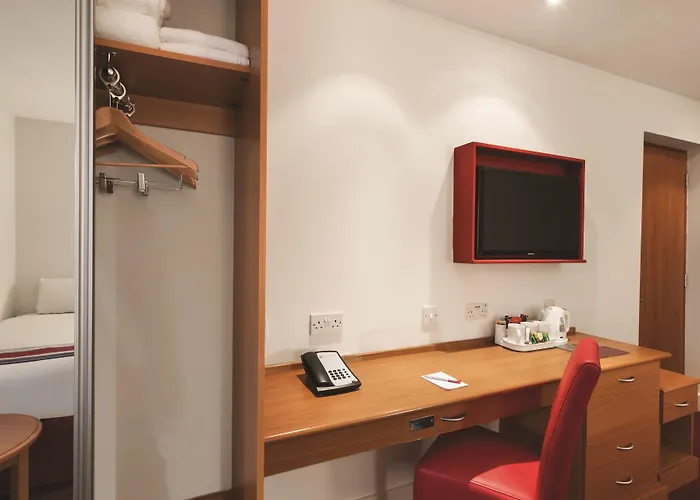 Ramada Cambridge
