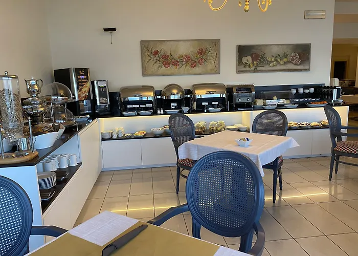 Hotel Estee Desenzano del Garda
