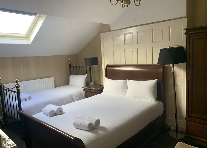 Beech Mount Hotel - Free Parking