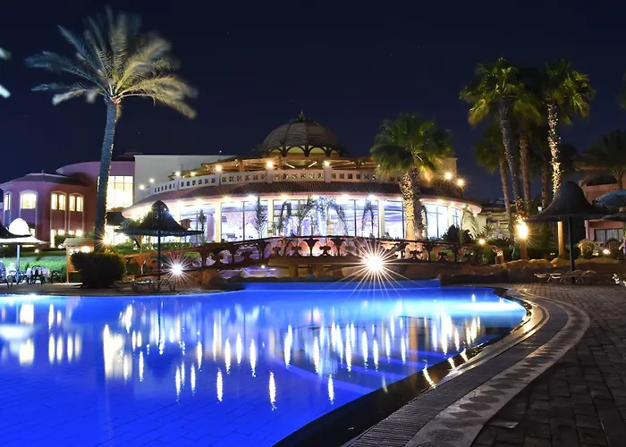 Parrotel Aqua Park Resort