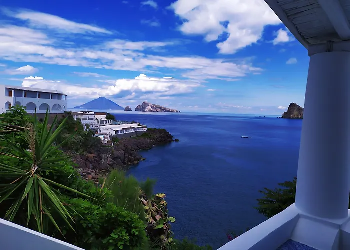 La Piazza Luxury Hotel & Spa Panarea