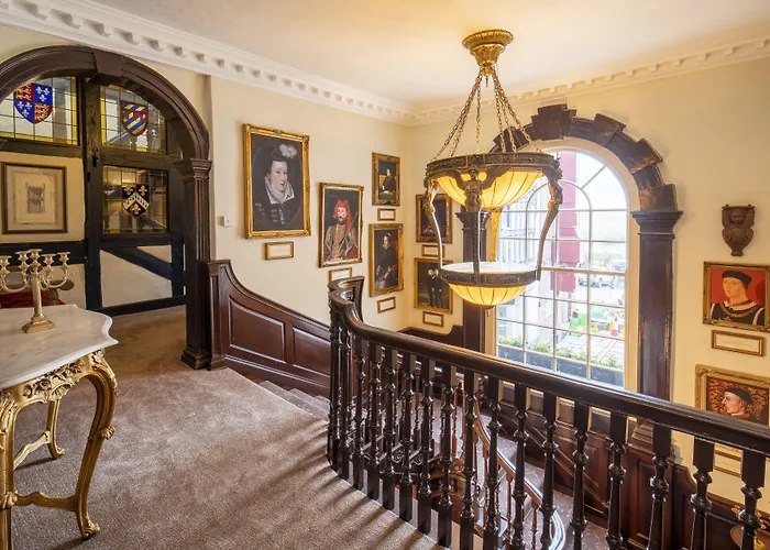 The Tudor House Hotel, Tewkesbury, Gloucestershire - The Coaching Inn Group