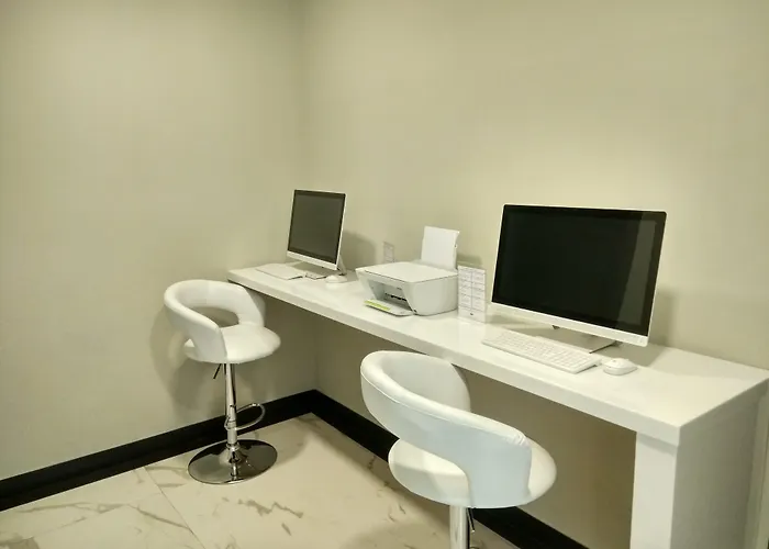 Savoy Park Hotel Apartments Dubaï