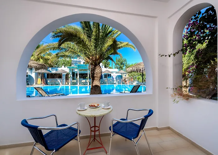 Zephyros Hotel