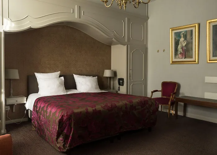 Hotel Duc De Bourgogne