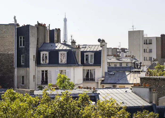 Hotel De Banville Paris