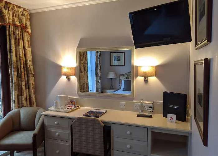 Cotswold Lodge Hotel