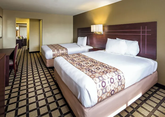 Travelers Inn - Phoenix