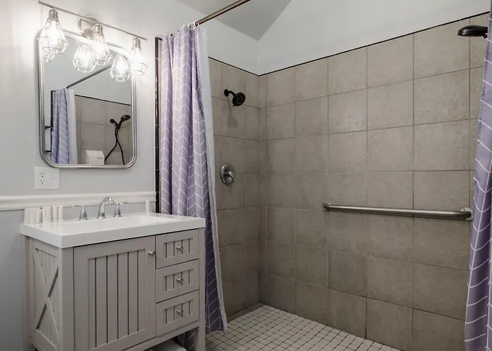 Hounds Tooth Inn Oakhurst