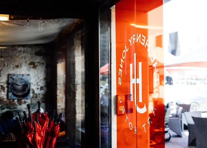 The Henry Jones Art Hotel