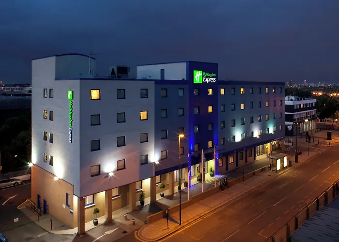 Holiday Inn Express Park Royal By Ihg Londres