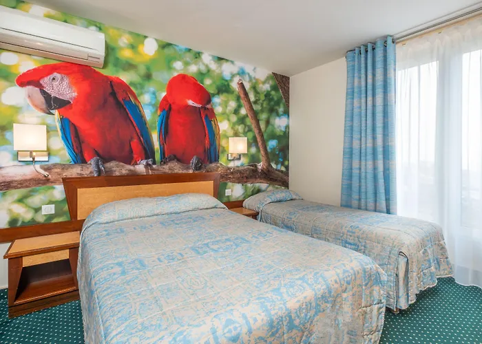 Hotel Terminus Montparnasse Paris