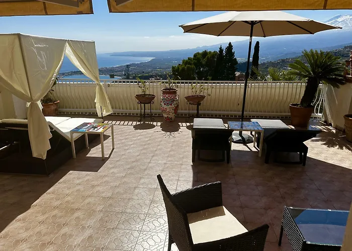 Villa Greta Hotel Rooms & Suites Taormine