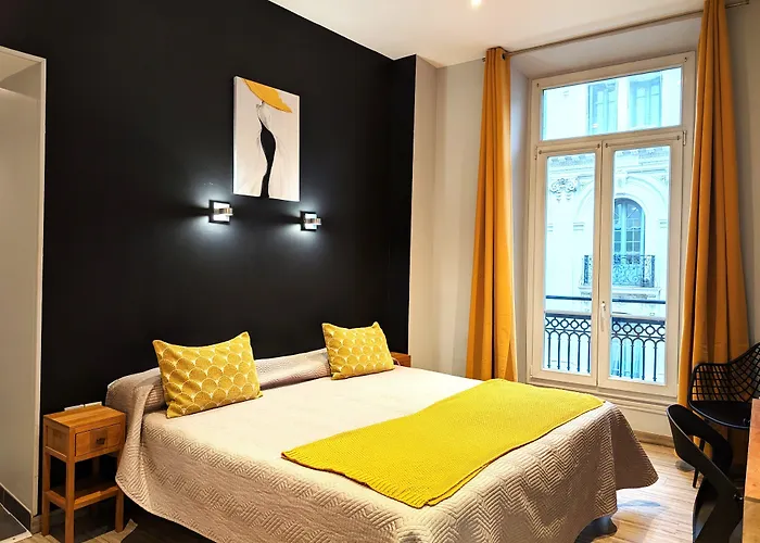 H33 Hotel Niza