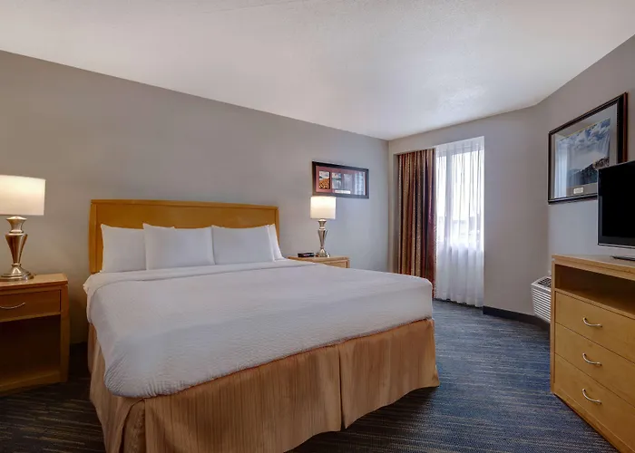 Days Inn By Wyndham Niagara Falls Near The Falls