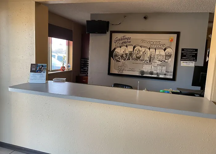Motel Super 8 By Wyndham Colorado Springs Airport