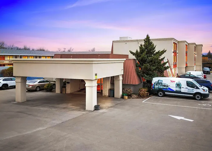Niagara Lodge&Suites