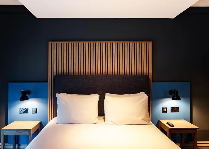 Village Hotel Leeds South