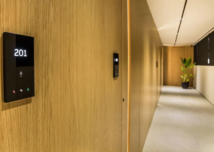 Canale Hotel & Suites