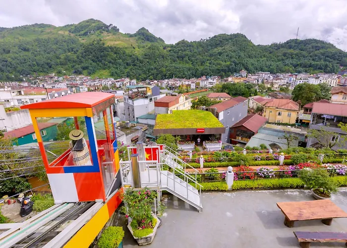 Sapa Village Hotel