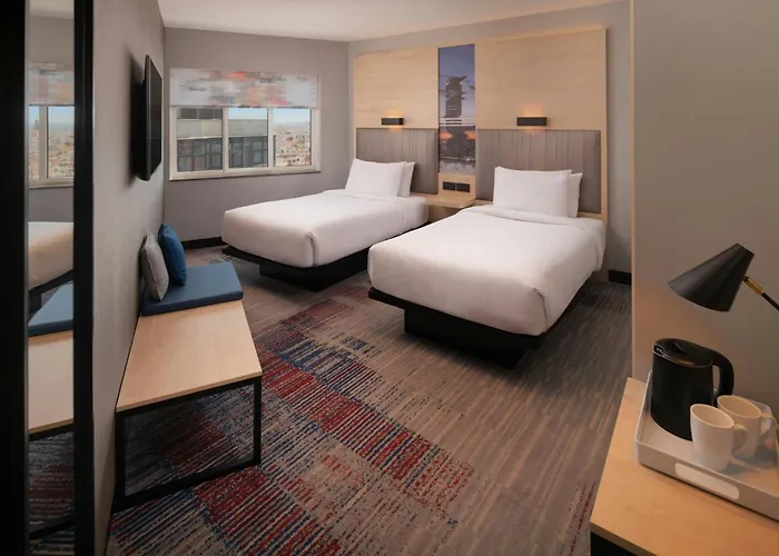 Hotel Aloft By Marriott Madrid Gran Via