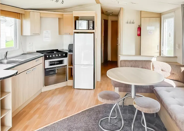 Lakeside Holiday Park