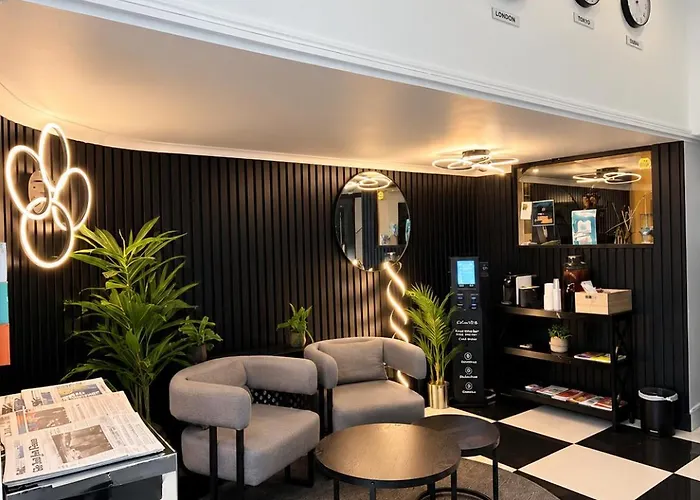 Amsterdam Hotel