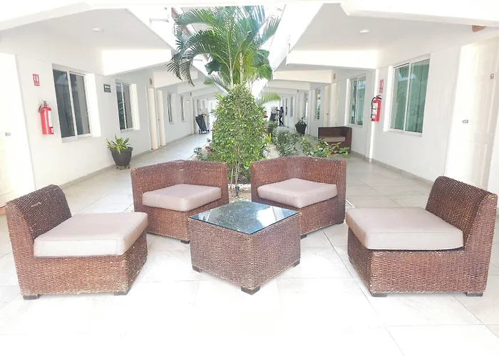 Hotel Casa Blanca