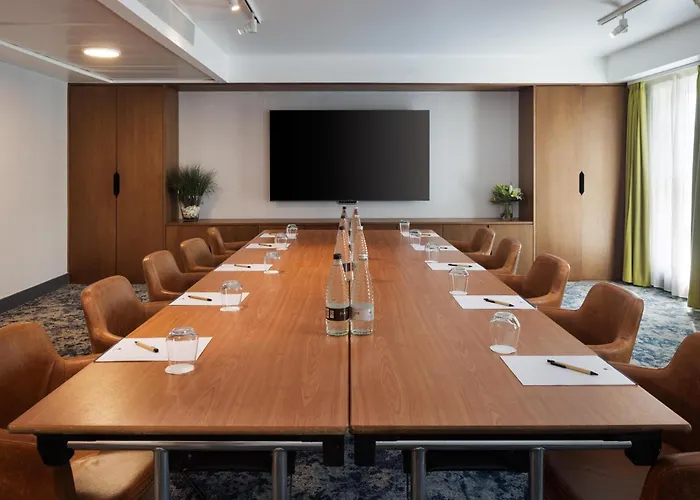 Doubletree By Hilton London Excel