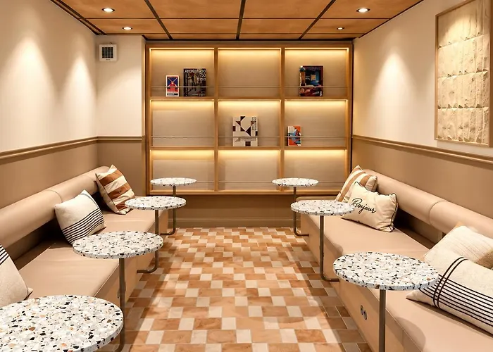 De Herbert Amsterdam - Newly Renovated