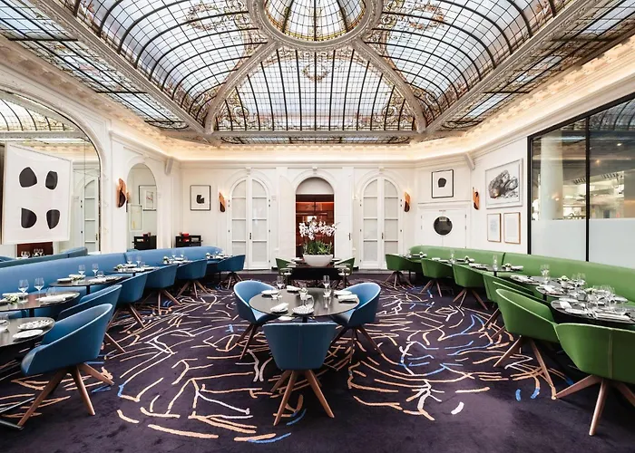 Hotel Vernet Champs Elysees Paris