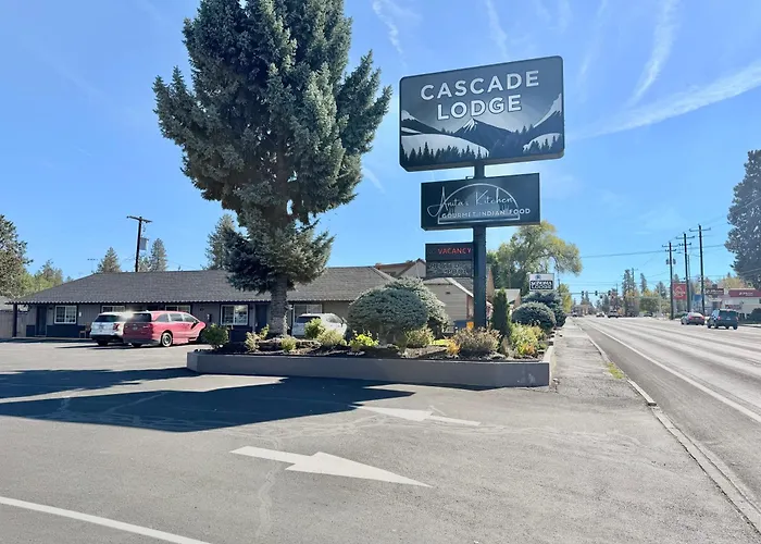 Cascade Lodge